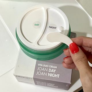 네오젠 비타 듀오 데이 나이트 크림 세트(100g) + 데이 크림(50g) + 나이트 크림(50g) — 5점을 준 리뷰어가 2022년 8월 올린 사용 사진