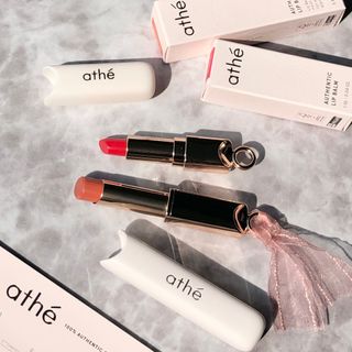 ATHE AUTHENTIC AIRY LIP BALM / 비건립밤 / 어센틱립밤 / 에어리립밤 (수정 요청) — 5점을 준 리뷰어가 2022년 7월 올린 사용 사진