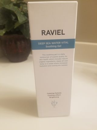 라비엘 RAVIEL 딥 씨 워터 퓨어 바이탈 수딩 젤 5.1 fl oz (150ml) 페이스 &amp; 바디, 쿨링 효과 — 4.5점을 준 리뷰어가 2022년 9월 올린 사용 사진