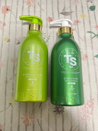 ゴールドプラスセット(シャンプー500g x 1ea/トリートメント500ml X 1ea) — 5점을 준 리뷰어가 2023년 4월 올린 사용 사진