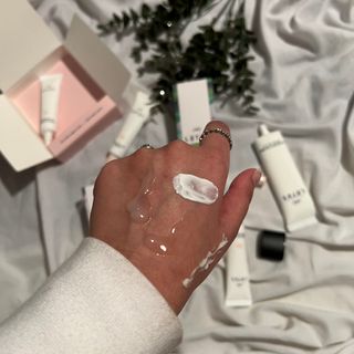 더 퓨어 로터스 제주 식물 선크림 / 제주 연잎 &amp; 동백 미스트 / 순수한 연꽃 어메니티 세트 — 5점을 준 리뷰어가 2022년 11월 올린 사용 사진