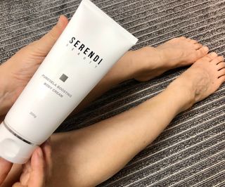 세렌디뷰티 퓨어델라 부스팅 바디크림 — 3.5점을 준 리뷰어가 2021년 7월 올린 사용 사진