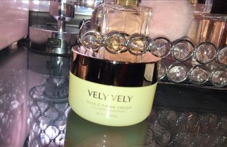 VELY VELY Yuja C-tamin Cream — 4.5점을 준 리뷰어가 2021년 4월 올린 사용 사진