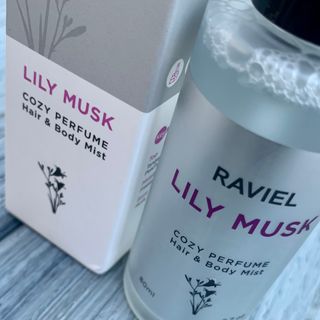 라비엘 RAVIEL 코지 퍼퓸 헤어 &amp; 바디 미스트 스프레이 2.7 fl oz(80ml), 릴리 머스크/튜브 로즈 — 4점을 준 리뷰어가 2022년 8월 올린 사용 사진
