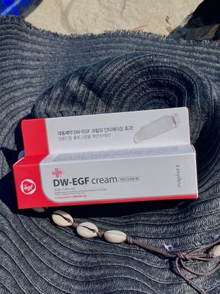 이지듀 DW-EGF 크림 프레섬 RX 1.69 FL.Oz — 5점을 준 리뷰어가 2021년 7월 올린 사용 사진