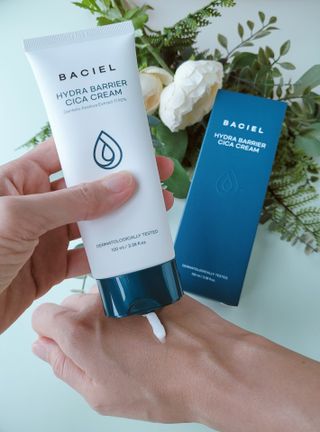 바시엘 BACIEL 바시엘 하이드라 베리어 시카 크림 — 5점을 준 리뷰어가 2021년 8월 올린 사용 사진