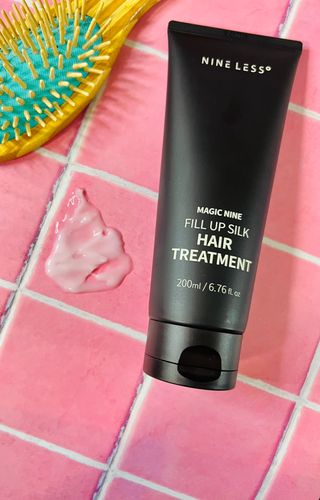 나인레스 매지나인 필 업 실크 트리트먼트 200ml 6.76 fl. 온스 유형에 남겨 — 5점을 준 리뷰어가 2022년 6월 올린 사용 사진
