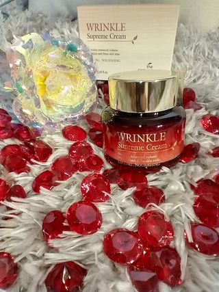 [The Skin House] Wrinkle Supreme Cream — 5점을 준 리뷰어가 2022년 11월 올린 사용 사진