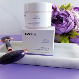 파시랩 USA_[FASCY LAB] 세라마이드 하이드레이팅 크림 — 5점을 준 리뷰어가 2021년 9월 올린 사용 사진