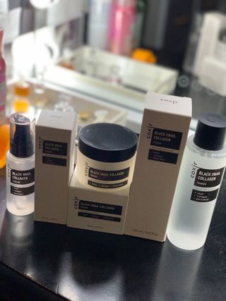 Black Snail Collagen Trio Set [Toner, Serum and Cream] — 3.5점을 준 리뷰어가 2021년 10월 올린 사용 사진