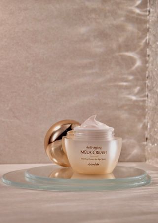 Jutanhak 안티에이징 멜라 크림 50ml / 1.69oz 잡티 &amp; 다크 스팟 케어 하이드레이팅 크림 — 리뷰어가 2023년 11월 올린 사용 사진