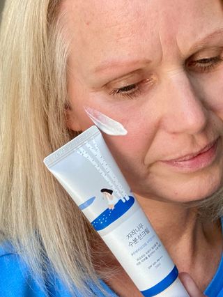 Round Lab Birch Juice Moisturizing Sunscreen — 5점을 준 리뷰어가 2024년 4월 올린 사용 사진