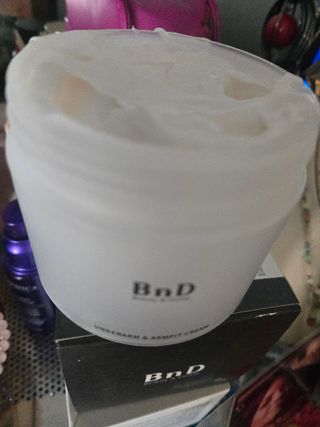 비엔디 2나우[ENG]BnD Body Whitening Underarm Cream — 5점을 준 리뷰어가 2024년 12월 올린 사용 사진