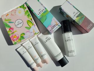 더 퓨어 로터스 제주 식물 선크림 / 제주 연잎 &amp; 동백 미스트 / 순수한 연꽃 어메니티 세트 — 5점을 준 리뷰어가 2022년 10월 올린 사용 사진