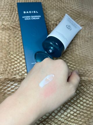 바시엘 BACIEL 바시엘 하이드라 베리어 시카 크림 — 4.5점을 준 리뷰어가 2021년 8월 올린 사용 사진