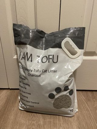 카미스쥬 KAMY 's ZOO I AM TOFU 프리미엄 천연 두부 고양이 쓰레기 숯 10LB — 5점을 준 리뷰어가 2021년 2월 올린 사용 사진
