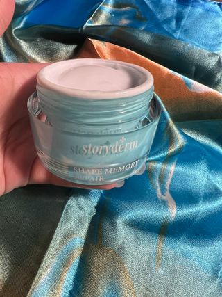 [스토리덤] 타임머신 하이알 1000 30ml + 쉐이프 메모리 리페어 크림 50ml — 5점을 준 리뷰어가 2023년 8월 올린 사용 사진