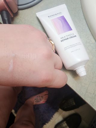 바노바기 코스메틱 바노바기 밀크 씨슬 리페어 크림 50ml — 4점을 준 리뷰어가 2023년 7월 올린 사용 사진