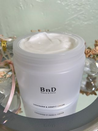 비엔디 2나우[ENG]BnD Body Whitening Underarm Cream — 5점을 준 리뷰어가 2024년 12월 올린 사용 사진