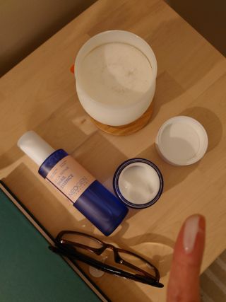 네오젠 더마로지 시카 리페어 스네일 에센스 100ml+ 크림 50g 세트 — 5점을 준 리뷰어가 2022년 8월 올린 사용 사진