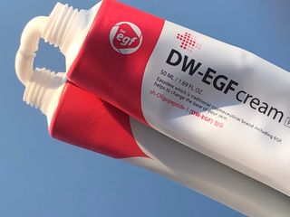 이지듀 DW-EGF 크림 프레섬 RX 1.69 FL.Oz — 4.5점을 준 리뷰어가 2021년 7월 올린 사용 사진