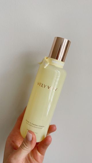 VELY VELY Yuja C-Tamin Toner — 5점을 준 리뷰어가 2021년 4월 올린 사용 사진