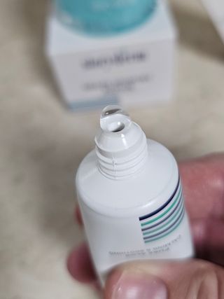 [스토리덤] 타임머신 하이알 1000 30ml + 쉐이프 메모리 리페어 크림 50ml — 3.5점을 준 리뷰어가 2023년 8월 올린 사용 사진