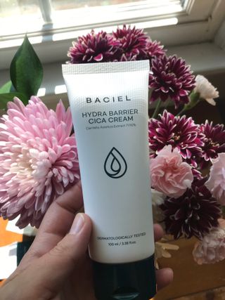 바시엘 BACIEL 바시엘 하이드라 베리어 시카 크림 — 4.5점을 준 리뷰어가 2021년 5월 올린 사용 사진