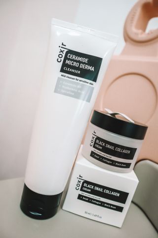 COXIR 블랙 스네일 콜라겐 크림 50ml &amp; 세라마이드 마이크로 더마 클렌저 120ml — 3.5점을 준 리뷰어가 2021년 8월 올린 사용 사진