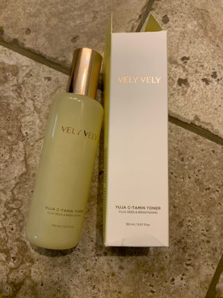 VELY VELY Yuja C-Tamin Toner — 5점을 준 리뷰어가 2021년 4월 올린 사용 사진