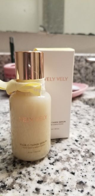 VELY VELY Yuja C-Tamin Serum — 5점을 준 리뷰어가 2021년 4월 올린 사용 사진