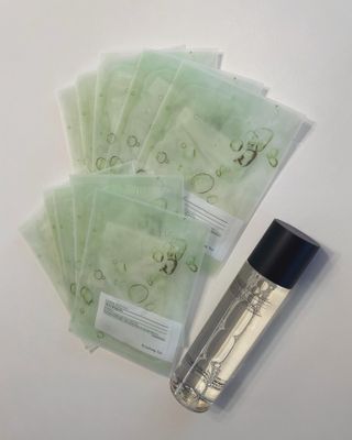 Pyunkang Yul 편강 율 진정 수분 강화 토너 150ml & 진정 마스크팩 10ea — 5점을 준 리뷰어가 2021년 10월 올린 사용 사진