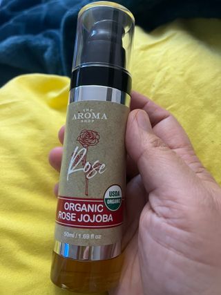 더아로마샵 오가닉 로즈 호호바 오일 50ml — 5점을 준 리뷰어가 2023년 2월 올린 사용 사진