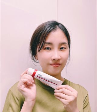 라비엘 아세로라 &amp; 스네일 뮤신 다크 스팟 케어 크림 1.7 fl oz (50ml), 스네일 뮤신 &amp; 히알루론산 — 5점을 준 리뷰어가 2022년 12월 올린 사용 사진