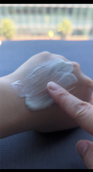 Round Lab Birch Juice Moisturizing Sunscreen — 5점을 준 리뷰어가 2024년 5월 올린 사용 사진
