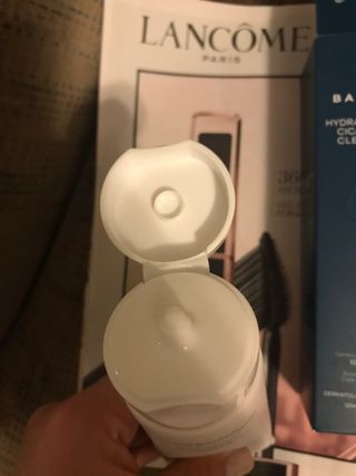 바시엘 BACIEL 바시엘 이드라 배리어 시카 폼 클렌저 120ml — 5점을 준 리뷰어가 2021년 10월 올린 사용 사진