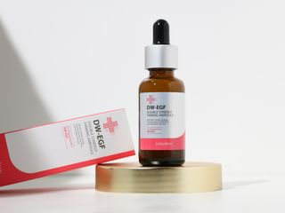 이지듀 Easydew DW-EGF 더블 시너지 퍼밍 앰플 30ml 1.01fl oz — 5점을 준 리뷰어가 2021년 9월 올린 사용 사진