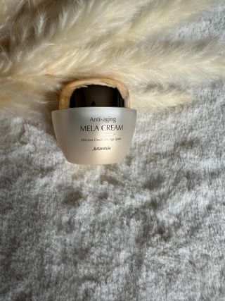 Jutanhak 안티에이징 멜라 크림 50ml / 1.69oz 잡티 &amp; 다크 스팟 케어 하이드레이팅 크림 — 4점을 준 리뷰어가 2023년 7월 올린 사용 사진