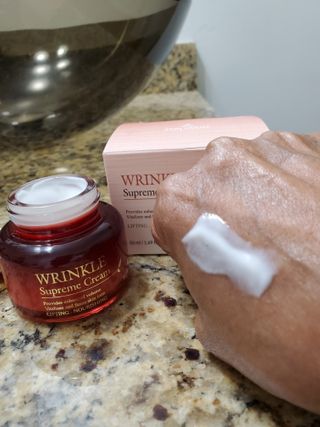 [The Skin House] Wrinkle Supreme Cream — 5점을 준 리뷰어가 2022년 11월 올린 사용 사진