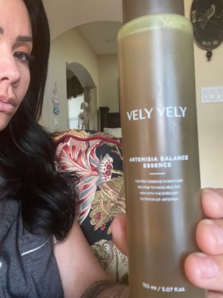 VELY VELY Artemisia Balance Essence — 4.5점을 준 리뷰어가 2021년 4월 올린 사용 사진