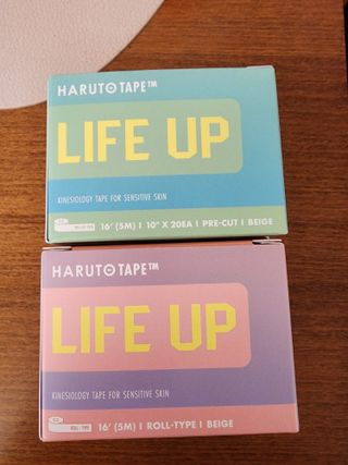 HARUTO 하루토 라이프 UP 엑스트라 센서티브 키네시올로지 테이프 — 5점을 준 리뷰어가 2023년 4월 올린 사용 사진