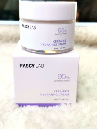 파시랩 USA_[FASCY LAB] 세라마이드 하이드레이팅 크림 — 5점을 준 리뷰어가 2021년 9월 올린 사용 사진