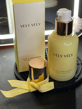 VELY VELY Yuja C-Tamin Serum — 5점을 준 리뷰어가 2021년 3월 올린 사용 사진