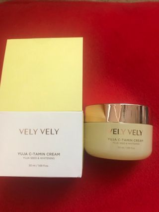 VELY VELY Yuja C-tamin Cream — 5점을 준 리뷰어가 2021년 4월 올린 사용 사진