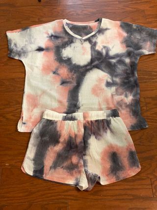 noflik Tie Dye Short Set-여성용 타이 다이 라운지 세트 — 5점을 준 리뷰어가 2021년 7월 올린 사용 사진