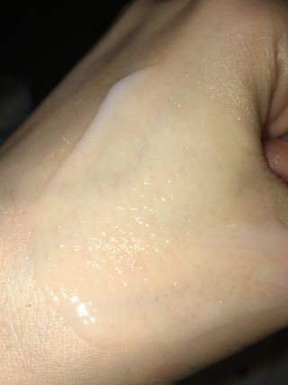 랩1899 [LAB1899] Red Ginseng Hyaluronic cream — 4점을 준 리뷰어가 2024년 3월 올린 사용 사진