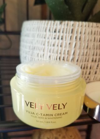 VELY VELY Yuja C-tamin Cream — 5점을 준 리뷰어가 2021년 4월 올린 사용 사진
