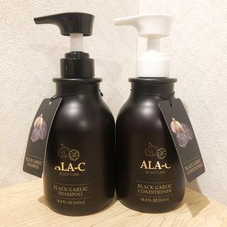 "ALA-C" 블랙 마늘 샴푸 + 컨디셔너 세트 — 4점을 준 리뷰어가 2022년 3월 올린 사용 사진