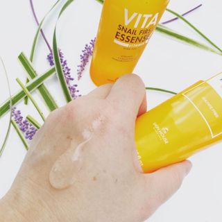 Vita Snail Trio Set [First Essence, Cream, Gel Cleanser] — 4점을 준 리뷰어가 2021년 8월 올린 사용 사진