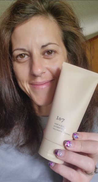 107 HAIR & SCALP HYDRATING Microbiome Treatment 180ml — 5점을 준 리뷰어가 2023년 9월 올린 사용 사진